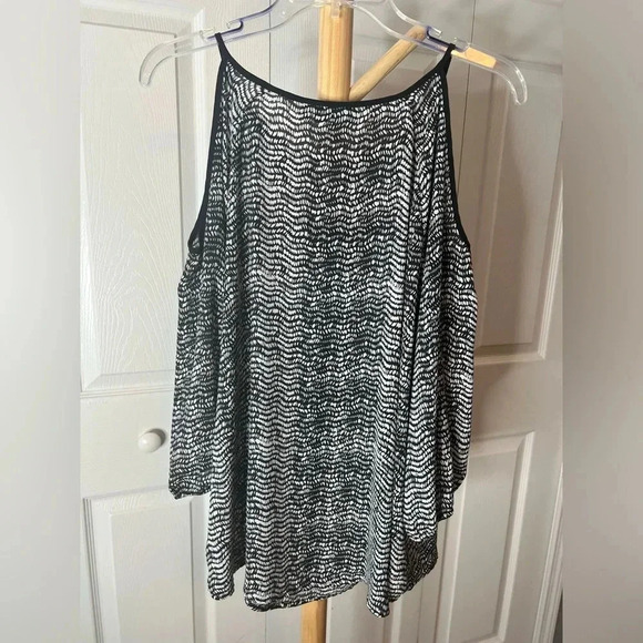 Apt 9 Shoulder Blouse Size Large - Picture 6 of 6
